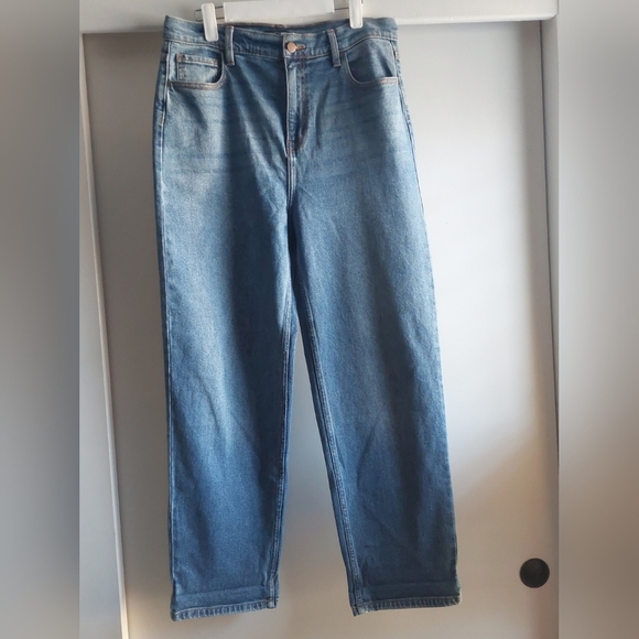 Women's Relaxed Fit High-Rise Boyfriend- Dad Style Jeans Medium wash 15/32 29 L - Picture 3 of 3